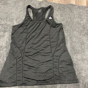 Reebok top!! Never worn